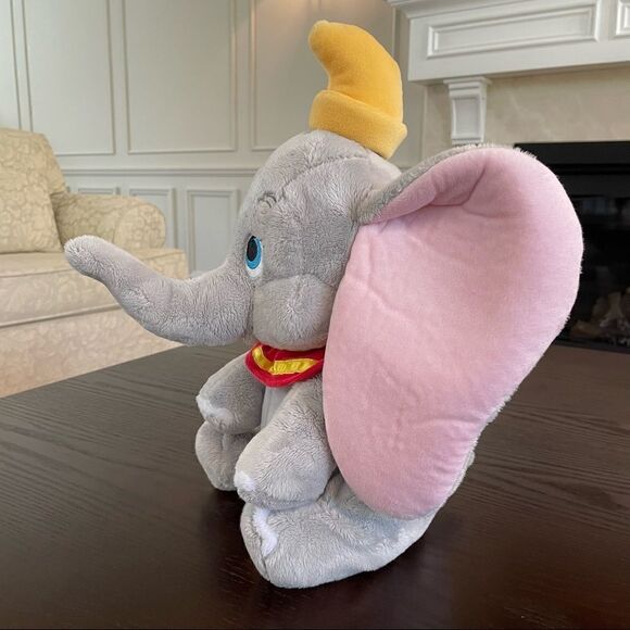 Walt Disney’s Dumbo Plush Toy Disney Japan in Good Condition Elephant Stuffy - Picture 5 of 5